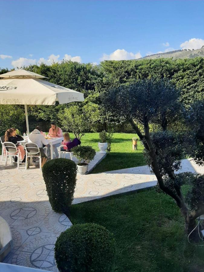 Hotel Vila Arbri Berat Dış mekan fotoğraf