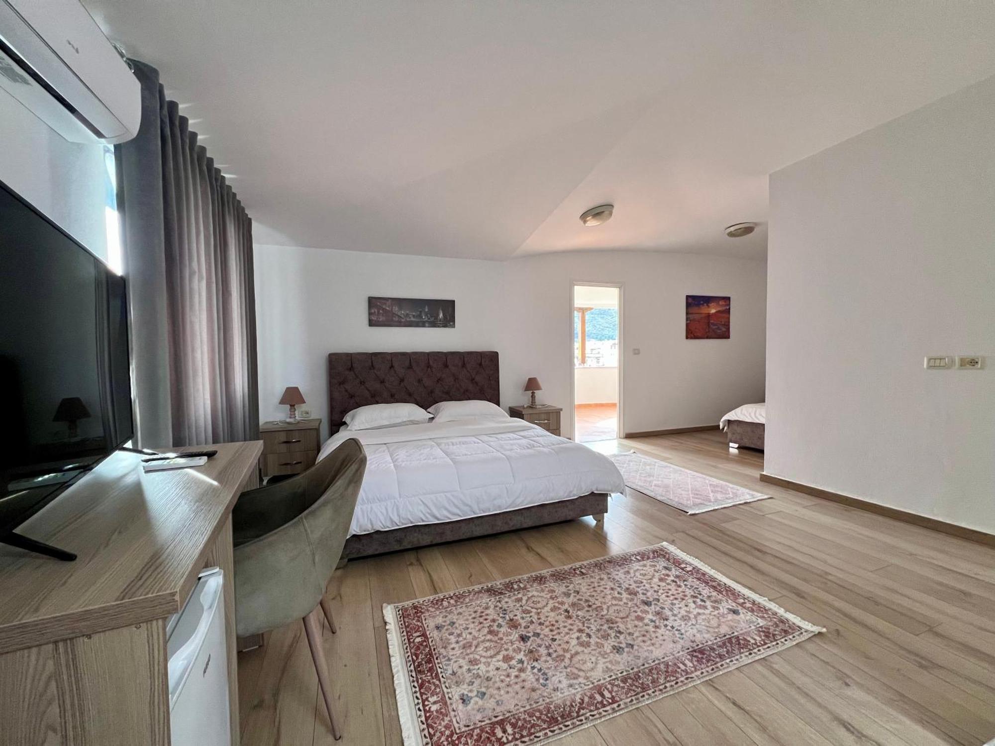 Hotel Vila Arbri Berat Dış mekan fotoğraf